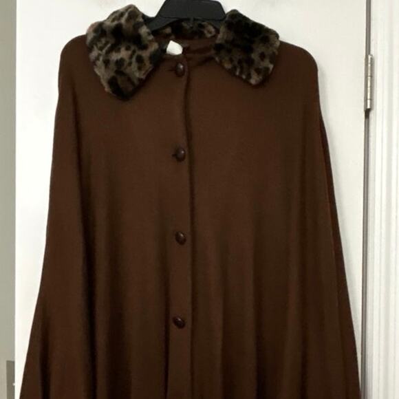 Vintage A. Brod Faux Fur Collar Swing Cape Poncho Brown Made in USA One Size - Picture 3 of 8